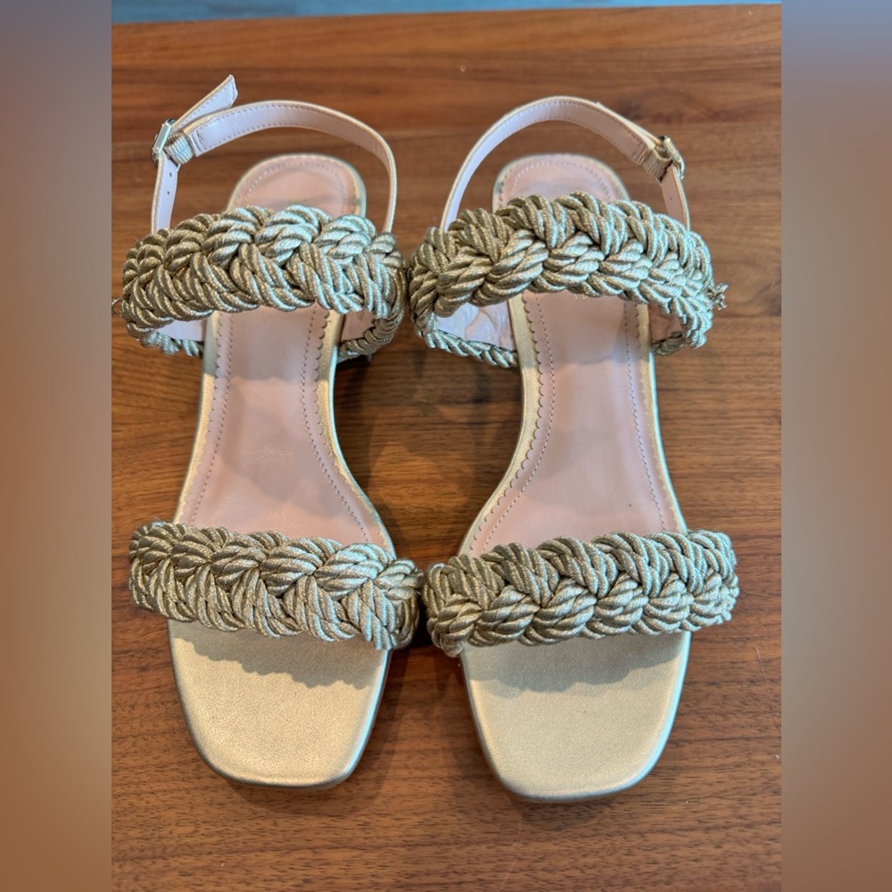 Kate Spade Gold Valentina Mid Heel. Size 7B